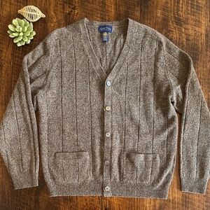 Club Room | Vintage 100% Lambswool Brown Ribbed V-Neck Cardigan, Size M